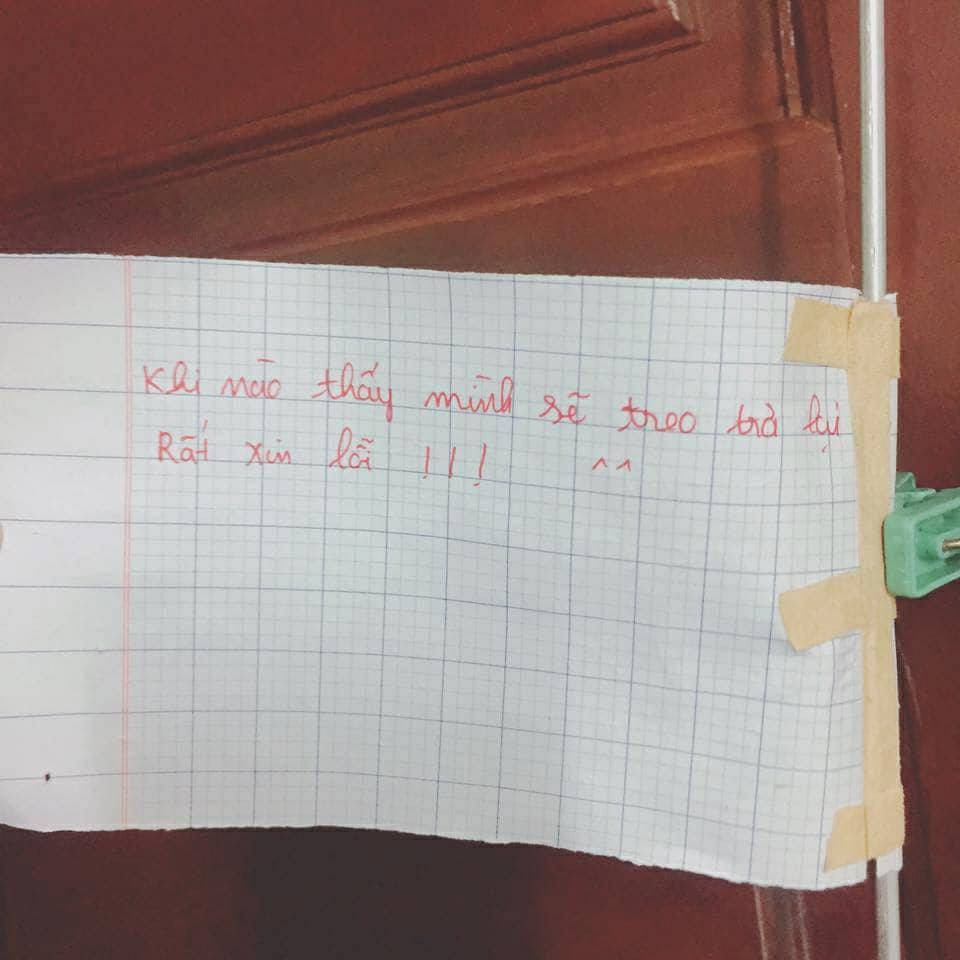 Bị mất áo đang phơi, cô gái viết giấy đòi và nhận được thư phản hồi đáng yêu từ bạn cùng nhà trọ Bị mất áo đang phơi, cô gái viết giấy đòi và nhận được thư phản hồi đáng yêu từ bạn cùng nhà trọ