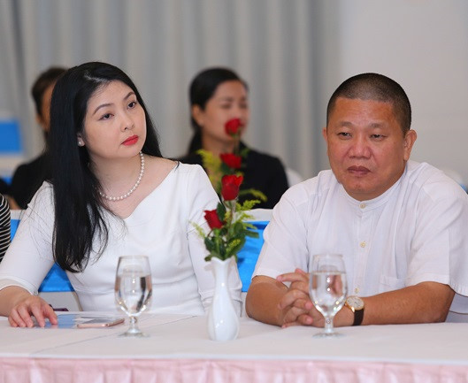 Nhà đầu tư đang tháo chạy khỏi tôn Hoa Sen?