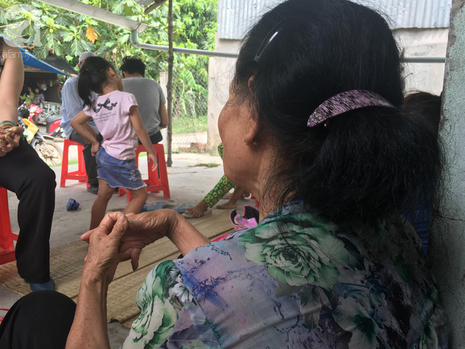 Bà nội bé gái 10 tuổi nghi bị bố ruột hiếp dâm nhiều lần ở Long An: Con bé sợ cả nhà bị bố nó giết nên nào dám kể cho ai nghe