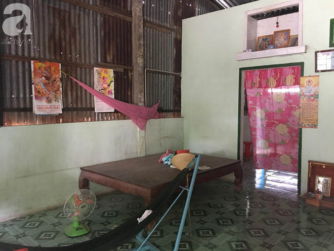 Bà nội bé gái 10 tuổi nghi bị bố ruột hiếp dâm nhiều lần ở Long An: Con bé sợ cả nhà bị bố nó giết nên nào dám kể cho ai nghe