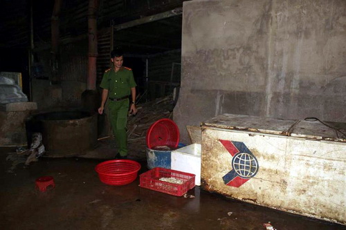 Nội tạng động vật ngâm hóa chất trước khi đưa đi tiêu thụ