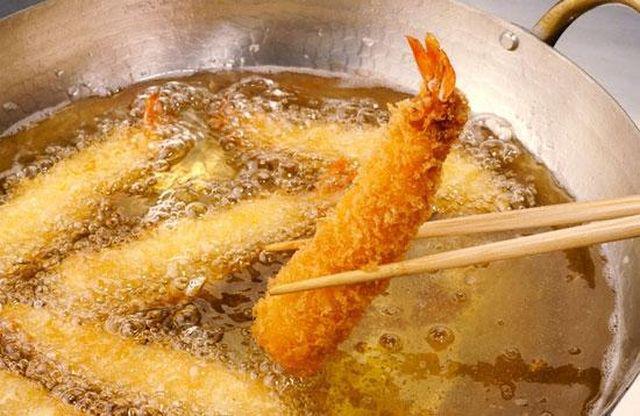 Ăn thịt cất trữ trong tủ lạnh quá lâu 5 người trong gia đình phải nhập viện cấp cứu Ăn thịt cất trữ trong tủ lạnh quá lâu 5 người trong gia đình phải nhập viện cấp cứu