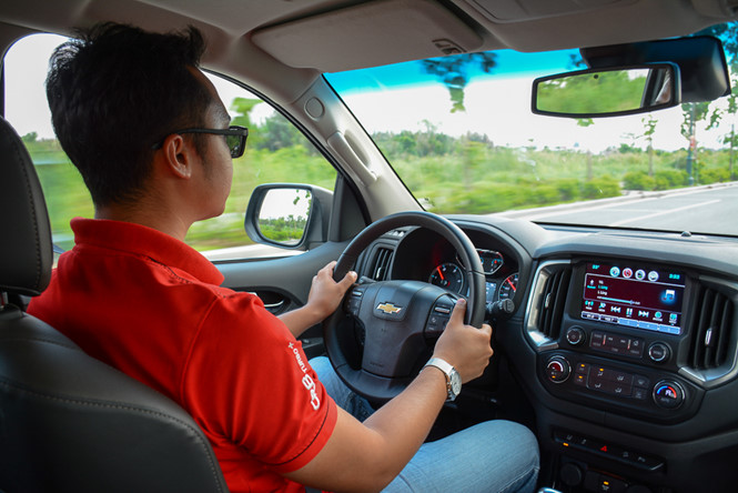 5 tính năng an toàn trên ô tô hỗ trợ đắc lực người lái