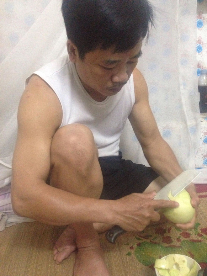 Bức ảnh chụp đồng hồ báo thức và bí mật của chàng trai 27 tuổi khiến nhiều người xúc động Bức ảnh chụp đồng hồ báo thức và bí mật của chàng trai 27 tuổi khiến nhiều người xúc động