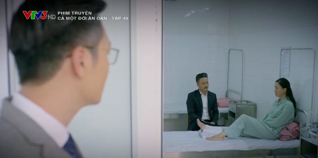 Cả Một Đời Ân Oán tập 49: Phong tiết lộ bí mật động trời khiến tất cả đều khó xử Cả Một Đời Ân Oán tập 49: Phong tiết lộ bí mật động trời khiến tất cả đều khó xử