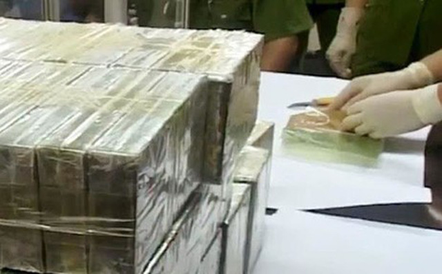 Lực lượng Công an thu giữ gần 900 kg heroin Lực lượng Công an thu giữ gần 900 kg heroin