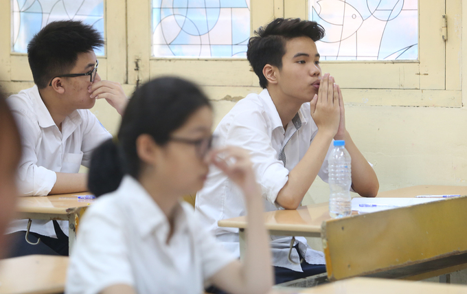 Học sinh lứa dê vàng đua giành suất vào lớp 10 công lập Hà Nội