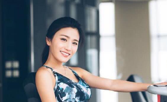 Mỹ nhân TVB vướng scandal mây mưa trong WC: 4 năm sau cuộc đời thay đổi, vẫn lấy được đại gia Mỹ nhân TVB vướng scandal mây mưa trong WC: 4 năm sau cuộc đời thay đổi, vẫn lấy được đại gia