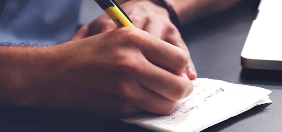 Những mỹ nam mỹ nữ tận dụng nhan sắc để đào mỏ tai tiếng nhất Hollywood Những mỹ nam mỹ nữ tận dụng nhan sắc để đào mỏ tai tiếng nhất Hollywood