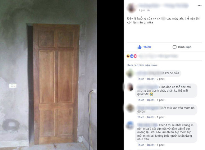 Chiếc cửa hở khe lắp cửa buồng tân hôn vợ chồng trẻ khiến ai nhìn cũng toát mồ hôi: Thế này thì còn làm ăn gì nữa?