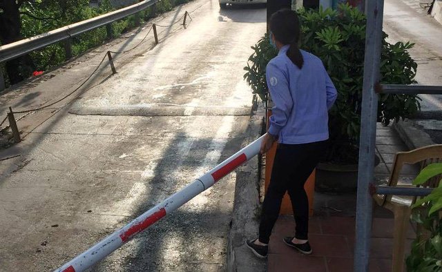 Tài xế không trả phí, hất tung barie trạm BOT Tân Đệ Tài xế không trả phí, hất tung barie trạm BOT Tân Đệ