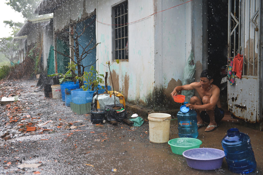 Cuộc sống nông dân giữa nơi xa hoa mới của Sài Gòn Cuộc sống nông dân giữa nơi xa hoa mới của Sài Gòn
