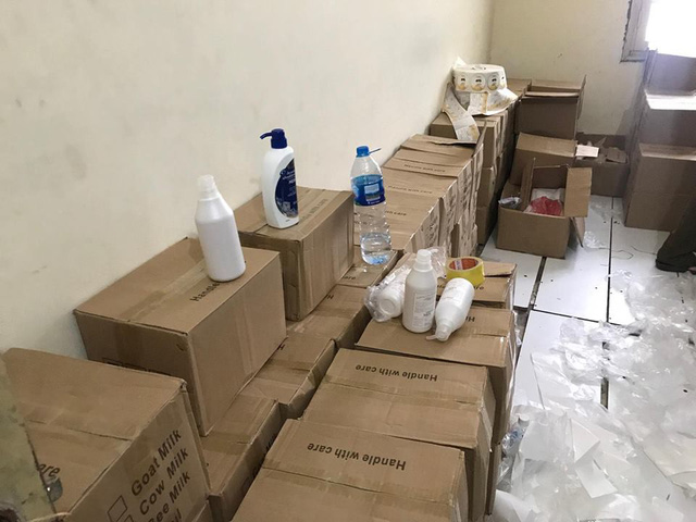 Cả kho mỹ phẩm giả tại trụ sở cũ của Thanh tra Chính phủ