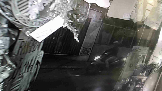 Khởi tố 2 bị can trong vụ bắn người trước cửa nhà tại Q.Tân Phú