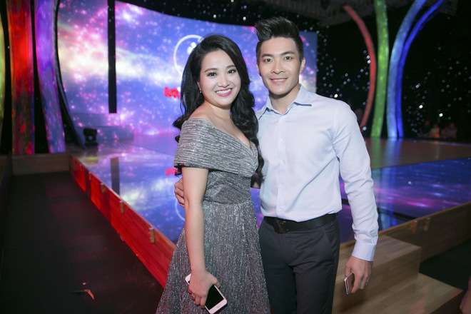 Màn cầu hôn lãng mạn của Quốc Cơ bất ngờ bị đào mộ, hút trăm nghìn lượt xem