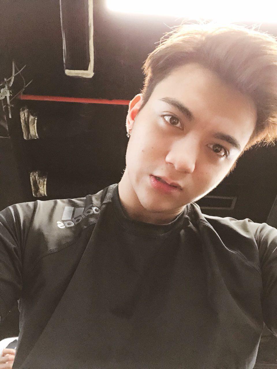 Hội những gương mặt lạ tiếp nạp thêm Soobin cùng chiếc cằm dài bất thình lình làm thành viên mới