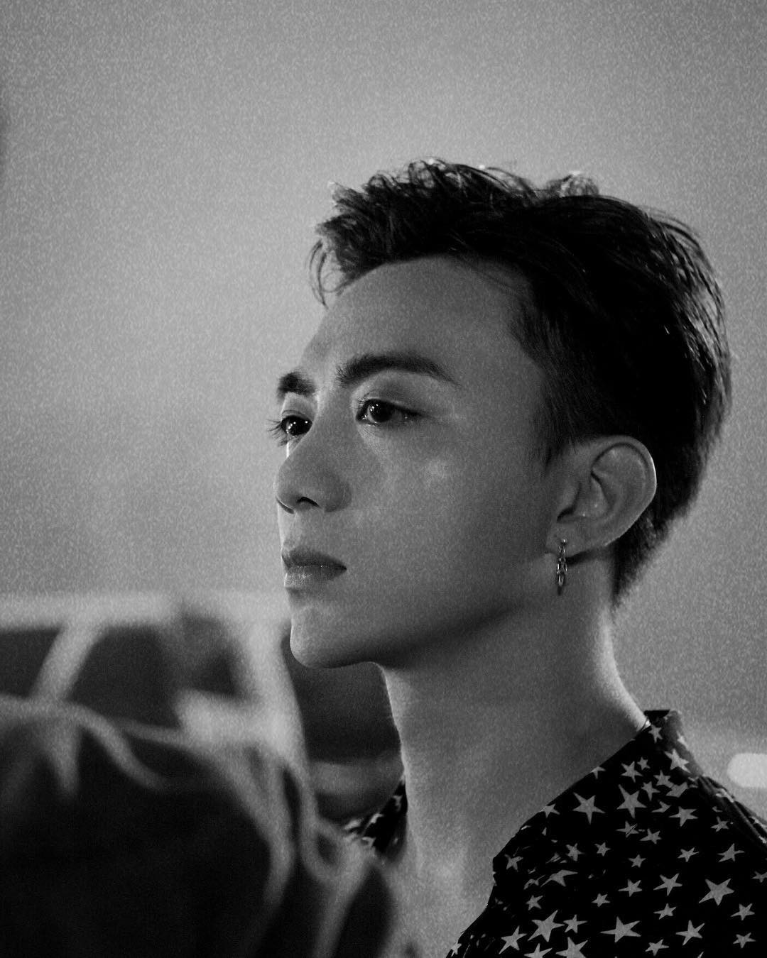 Hội những gương mặt lạ tiếp nạp thêm Soobin cùng chiếc cằm dài bất thình lình làm thành viên mới