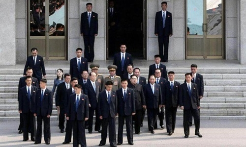 Đội cận vệ ưu tú có thể tháp tùng Kim Jong-un đến Singapore