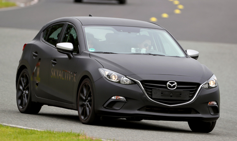 SkyActiv-X - vũ khí mới của Mazda