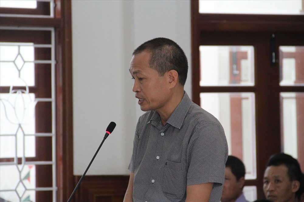 Vụ phá rừng pơmu ở Quảng Nam: Nguyên Đồn phó Đồn Biên phòng Cửa khẩu Nam Giang lãnh 4 năm tù