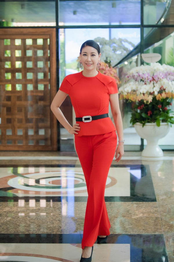 Đỗ Mỹ Linh tự tin đọ sắc cùng Hà Kiều Anh và Bùi Bích Phương