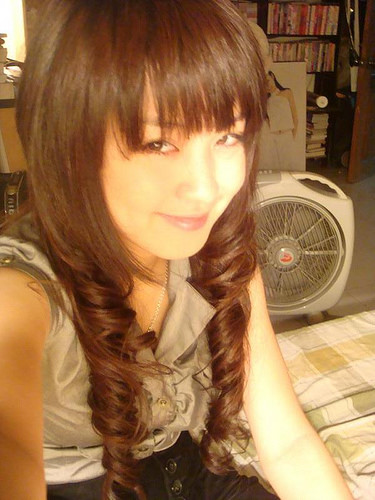 Nhớ thời Yahoo để tóc sư tử, chụp ảnh chu môi của hot teen Việt