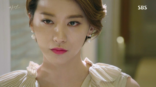 Chồng sơ ý tự giao nộp bằng chứng ngoại tình, tôi lặng lẽ dùng đòn hiểm trả thù khiến anh ta hoàn toàn trắng tay