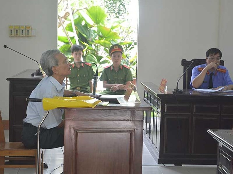 Chính thức thi hành án tù với ông Nguyễn Khắc Thủy dâm ô