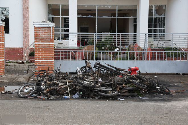 Quốc lộ 1 qua Bình Thuận lại bị người quá khích chặn