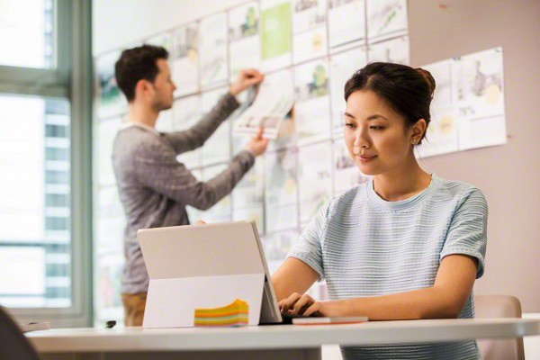 Ai vào nhà cũng hỏi Sao nhà xây chưa xong đã ở?, tôi oan ức mà giải thích cũng không ai tin