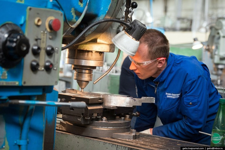 Bên trong nơi sản xuất tiêm kích Su-30 Việt Nam có gì đặc biệt?