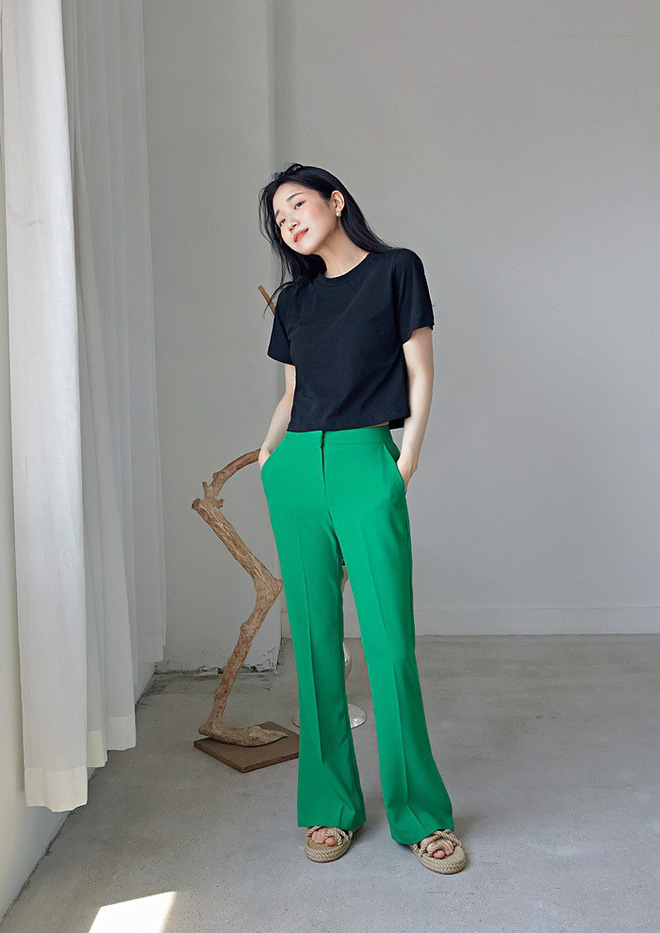 5 kiểu áo cotton đơn giản, mặc lên dễ đẹp để các nàng diện cả tuần cũng không thấy chán 5 kiểu áo cotton đơn giản, mặc lên dễ đẹp để các nàng diện cả tuần cũng không thấy chán