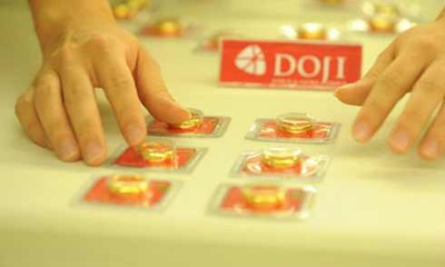 Giá vàng miếng tiến sát 37 triệu đồng