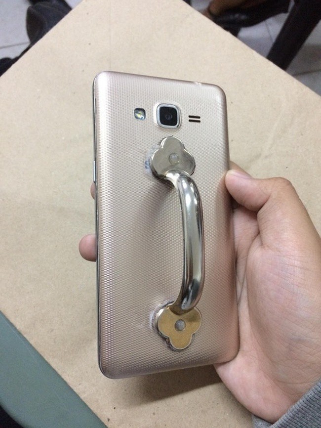 [Vui] 16 phát minh hài hước nhưng cũng không kém phần hữu ích của cư dân mạng