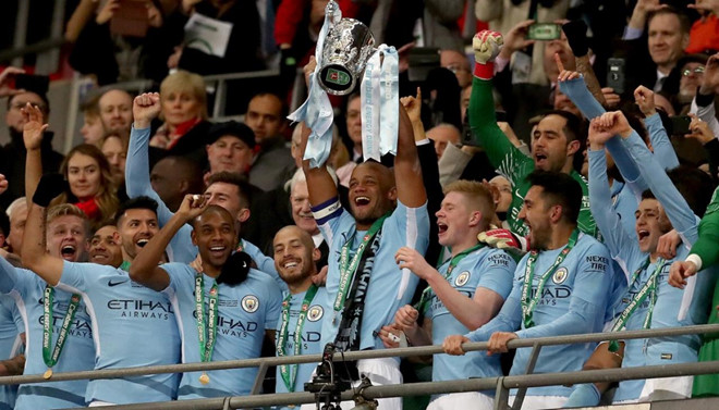 Cựu sao MU và Real tới Việt Nam dự bốc thăm cúp Liên đoàn Anh