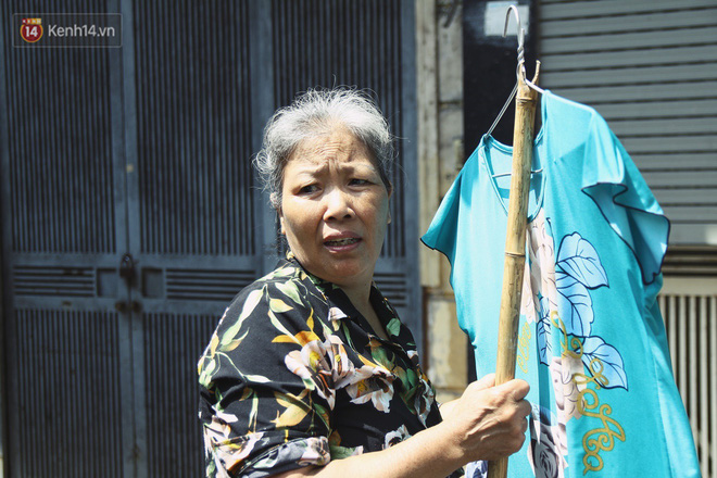 Cụ bà xa quê 11 năm, ở trọ Hà Nội để chạy thận và sống nhờ những vần thơ của chồng: Lấy người xấu trai, sau này người ta chiều mình