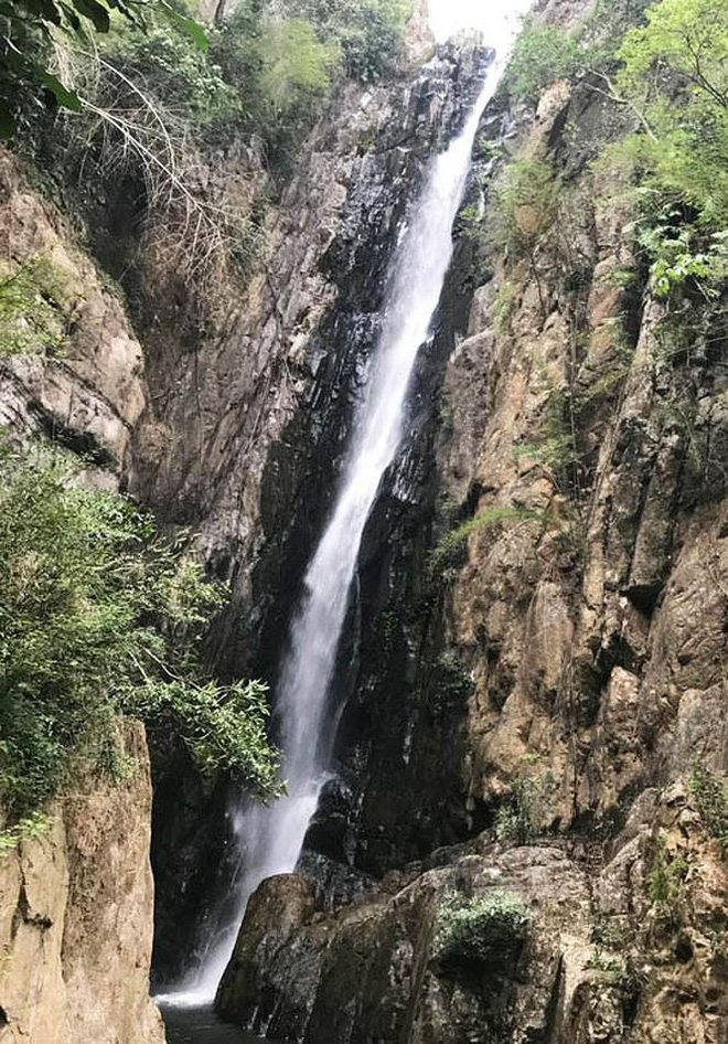 Chấm dứt thả nổi cung đường phượt đẹp và nguy hiểm nhất Việt Nam