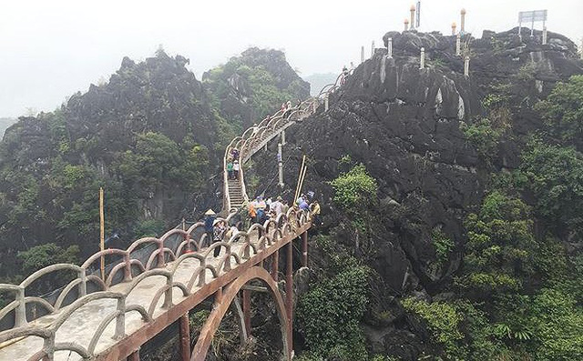 Hàng loạt sở, ngành liên đới công trình khủng không phép ở Tràng An