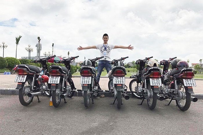 Dân chơi xe máy: Sắm cả dàn biển tứ quý, ngũ quý