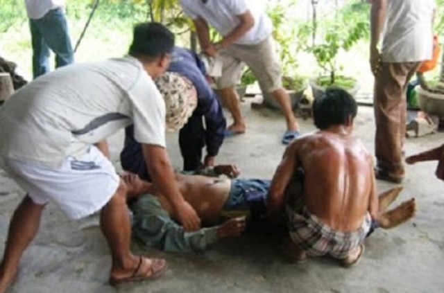 Hải Dương: Sửa ổ điện máy ép nước mía, nam sinh cấp 2 bị điện giật tử vong