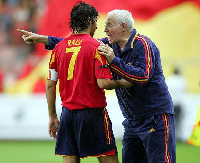 Quyết định công bố HLV của Real sẽ báo hại ĐT Tây Ban Nha?