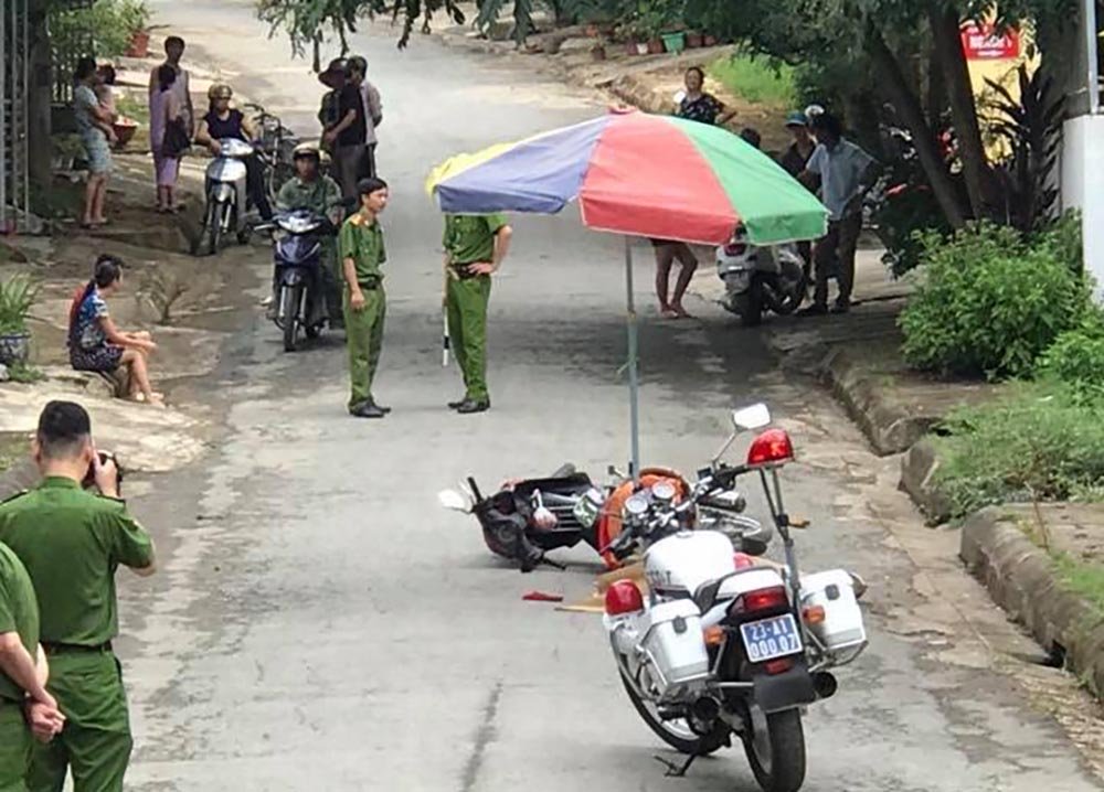 Em chồng dùng dao đoạt mạng chị dâu trên phố