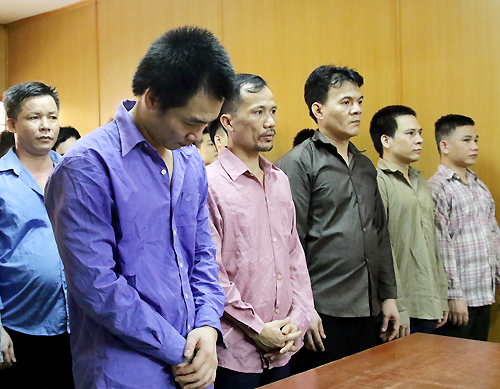 Nhóm giang hồ bảo kê mại dâm nam ở Sài Gòn lĩnh án