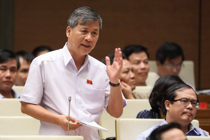 19 tuổi đã có biệt phủ, mới phó phòng tài sản đã đồ sộ