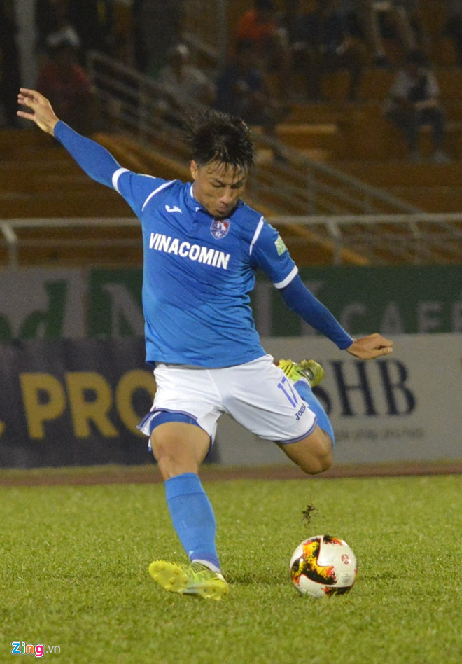 Không có chuyện Mạc Hồng Quân vẫn thi đấu khi đang bị treo giò