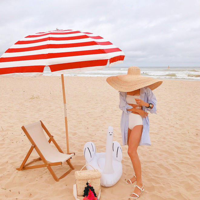 Đến lượt nam giới cũng lăng xê chiếc mũ vành siêu rộng