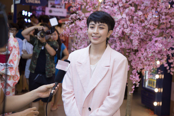 Vừa khiến cư dân mạng dậy sóng sau đoạn thả thính với Miu Lê, Gil Lê bối rối cực đáng yêu khi fan gọi là…chị