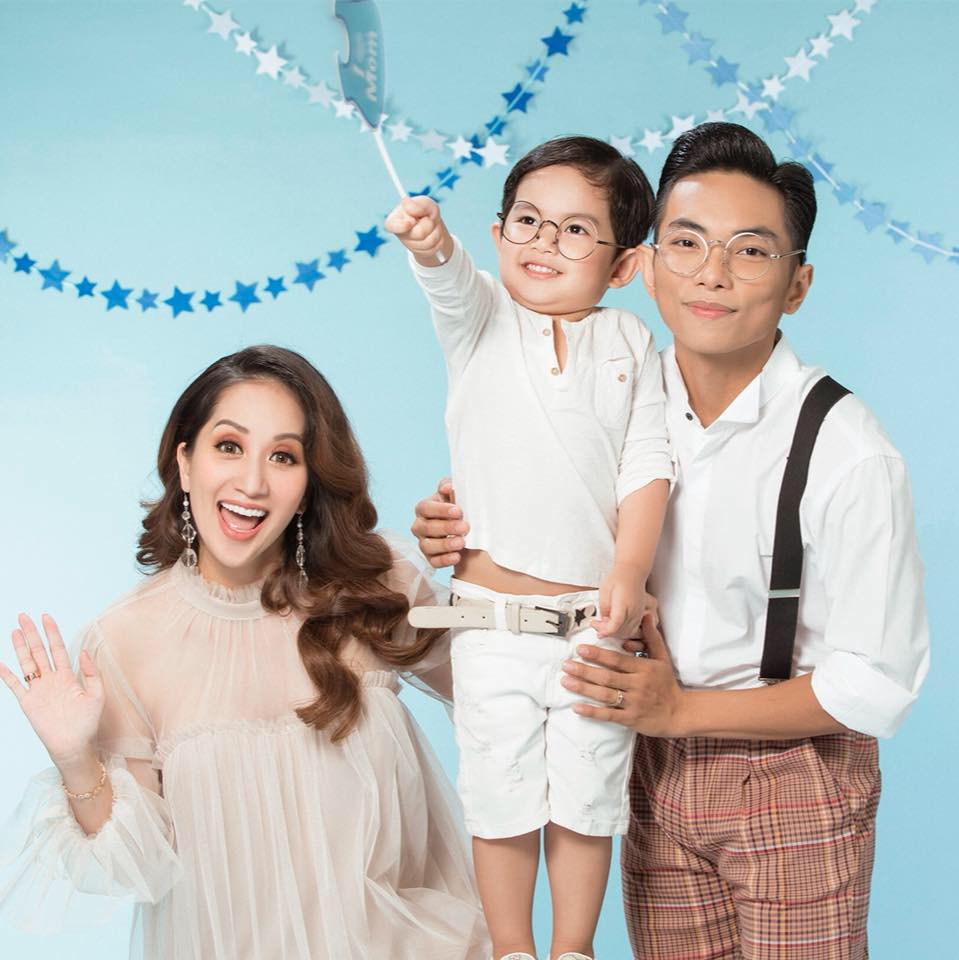 Khánh Thi nhập viện cấp cứu lúc nửa đêm, vừa chào đón con gái nặng 2,2 kg