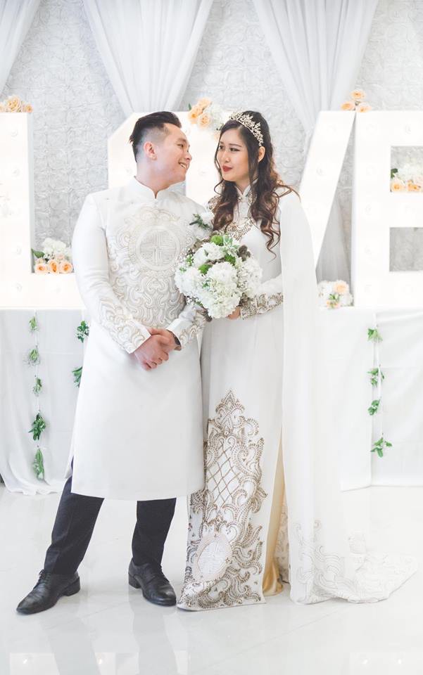 Bị cảm nặng không thể dự đám cưới con gái tại Mỹ, NS Hồng Vân viết tâm thư: Buồn nhưng không thể khóc vì là ngày vui nhất cuộc đời con