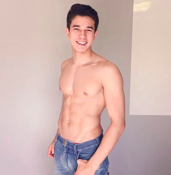 Trai đẹp 6 múi lai hai 2 dòng máu Đức - Hàn chứng minh anh chàng hoàn hảo trong truyền thuyết là có thật